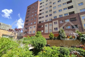 ۷۸ متر/ مجتمع با امکانات برج/ ۵ساله/ نور خطی