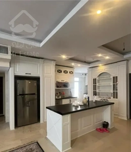 ۱۲۸متر/رو به خیابان/لابی/بالکن قابل چیدمان/