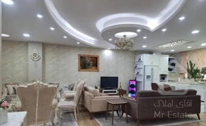 آپارتمان /130متری/سه را خیام/فول امکانات