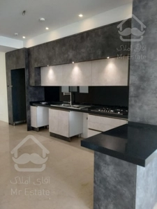 خرید آپارتمان ۱۳۰ متری آجودانیه