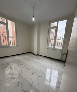 ۷۶متر باپارکینگ سالن پرده خور استاد معین دامپزشکی