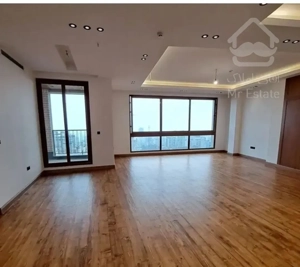 125متر / سه خواب / سه ساله / چشم انداز ابدی