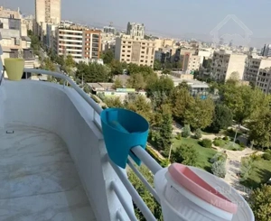 ۱۷۰مترآپارتمان شهرک غرب فاز اصلی