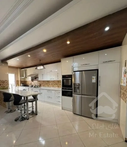 فروش آپارتمان/ ۱۷۲ متری / سلمان فارسی