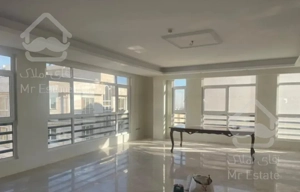 آپارتمان ، ۲۰۲ متر ، سه خوابه