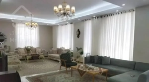 ۱۲۵ متر / تمام قد پرده خور/ دو خواب / خوش نقشه