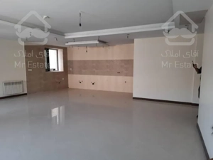 واحد 140 متری دریاچه چیتگر