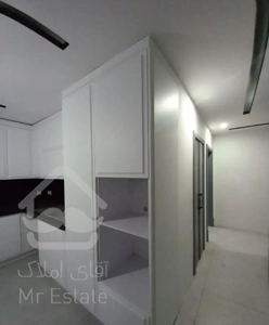 شهرک کریم آباد/ ۱۷۳ متری لوکس/ مدرن