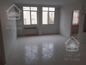 ۷۷ متر ۲ خواب سالن پرده خور