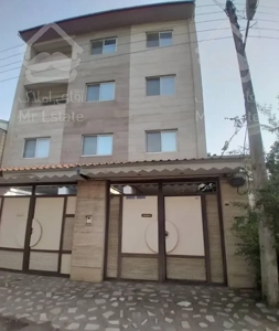 فروش بصورت یکجا دو واحد آپارتمان طبقه اول و دوم