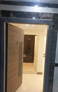 اراج/95متر/نوساز کلید نخورده/10درصد برای سند