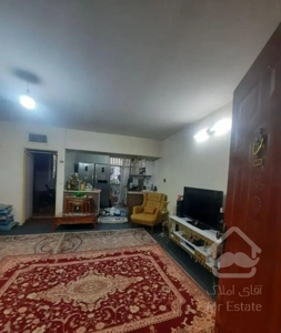 یک واحد 65 متری/طبقه اول /نزدیک مترو