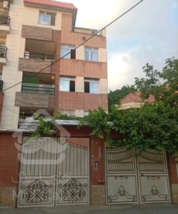 رهن و اجاره آپارتمان ۱۵۰ متر دو‌خواب معلم