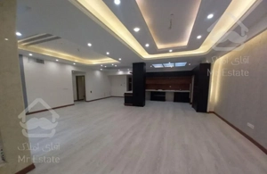 ۱۳۰متر نوساز/لابی اجتماعات لوکس/۲پارکینگ