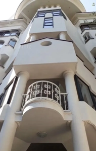 فرشته ۲۵۷ متر ۳ خواب(نیاز به بازسازی)