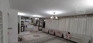 فروش واحد ۱۳۰ متری سند ازاد ( غفاری )