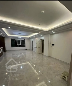 مجیدیه صالحی۱۴۰متر۳خ فول ۳ ساله غرق نور