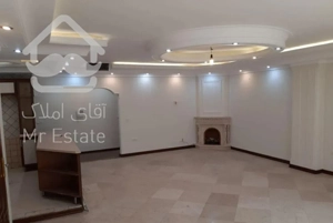 آپارتمان ۱۲۱ متری سه خوابه امیرآباد