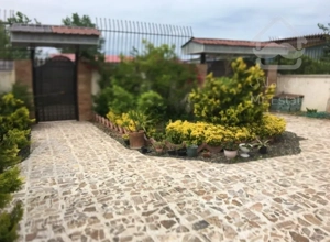 ۳۲۷متر زمین دارای ۲۰۰ متر زیر بنا/ویلا ساحلی/مالک فروشنده