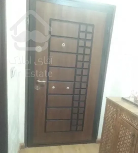 آپارتمان اندیشه آزادشهر فاز یک۸۹ متر معاوضه