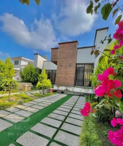 ویلاباغچه سرسبز/۲۲۰متری/مبله کامل/سندتکبرگ