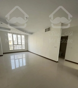 ۷۹ متر / دو خواب / نورگیر  / جنت آباد مرکزی