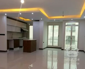 بلوار فردوس  ۸۰ متر ۲خواب   سالن پرده خور