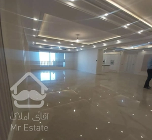 ۱۸۹ متر    تکواحد    تاپ   ۳ پارکینگ