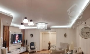 ۸۱ متری / فول امکانات / خیابان رودباری