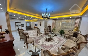 فروش آپارتمان۱۶۵متری/۳خواب/فول امکانات/مرکز شهر