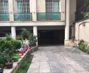 500 متر بنای اداری در 4 طبقه الهیه