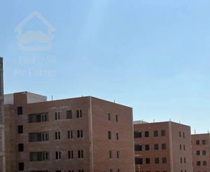 آپاراتمان/ نوساز، پارکینگ مسقف / فاز ۶ شمال