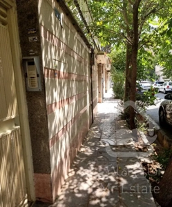 ۶۱متر خوش نقشه با پارکینگ فروشنده واقعی