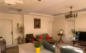 ۸۱متر ۲ خواب میدان ۱۷