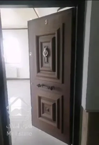 ١٢۵مترآپارتمان/٣خواب/طبقه٣/کلیدنخورده