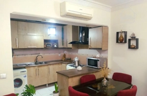 اپارتمان۴۲ متری تک واحدی طبقه همکف