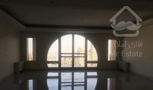 فروش آپارتمان ۲۰۰ متر۳خواب شیرازشیخ بهایی شمالی