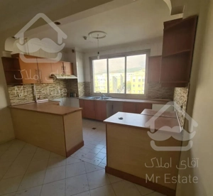 ۶۸ متر ۲خوابه امید دژبان  باقری دریاچه