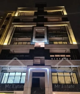 ۱۹۰ متر غربی های بلوار فول امکانات دو پارکینگ