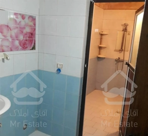 بی بواسطه ویلا نزدیک جنگل