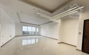فروش آپارتمان نوساز شیک، با لوکیشن‌قوی