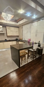 ۲۳۰متر ۳خواب ونک شیخ بهایی شمالی( تکواحدی )