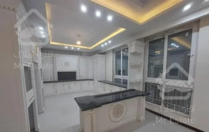 ٢٠٠ متر/٣ خواب/فول نوساز و مجلل/اقبال لادن صیاد