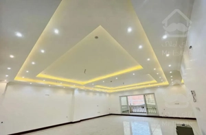 فروش آپارتمان تکواحد ۲۰۰ متری در ابتداخیابان بابل