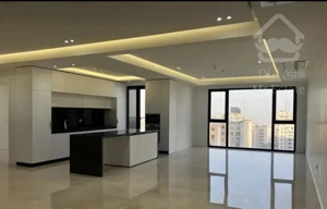شهرک غرب / ۱۸۰ متر / نوساز / سرمایه گذاری / اقساطی