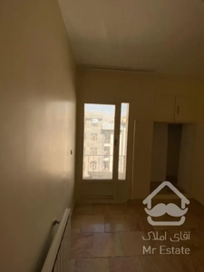 ۵۵متر ۱خواب طبقه ۴ ۱۱ساله فول امکانات+بالکن ۳۰۰امضا  شهرزیبا _ بلوار تعاون امين حسينى