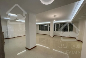 300متر،5خواب،2پارکینگ،ونک