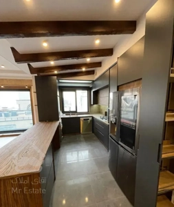 نیاوران،۱۱۰ متر نوساز