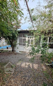 فقط پول زمینشو پرداخت میکنید