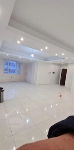 آپارتمان ۹۳ متری ۲ خوابه در استخر نوساز فول